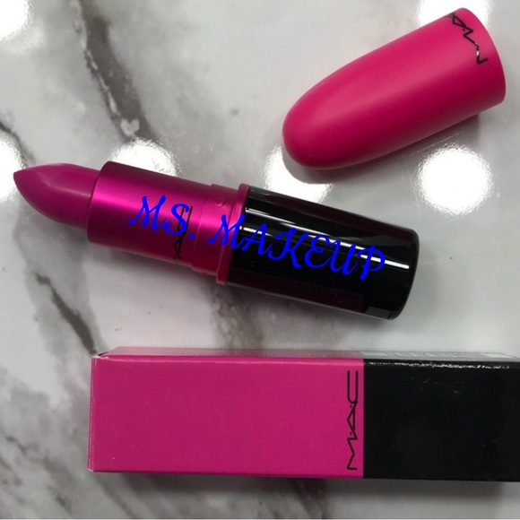 MAC MATTE LIPSTICK LIMITED EDITION - CANDY YUM YUM - Picture 14 of 16